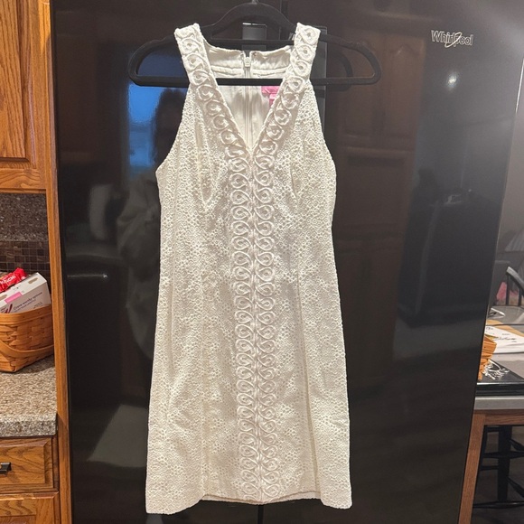 Lilly Pulitzer Dresses & Skirts - Lily Pulitzer Elegant White Lace Dress zip up back
